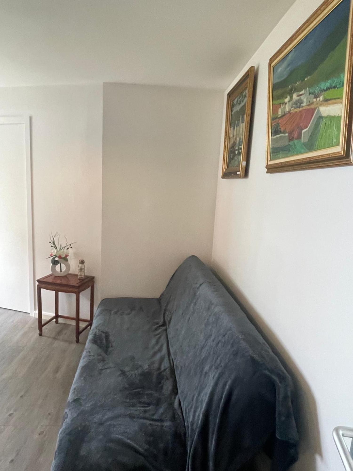 Apparemment Front De Apartment *